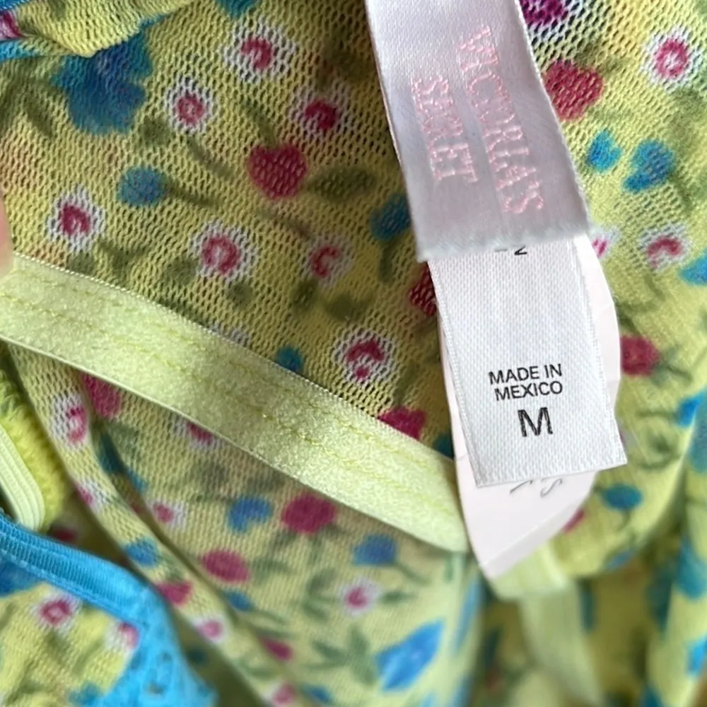 Victoria’s Secret Y2K Floral Cami - Image 3