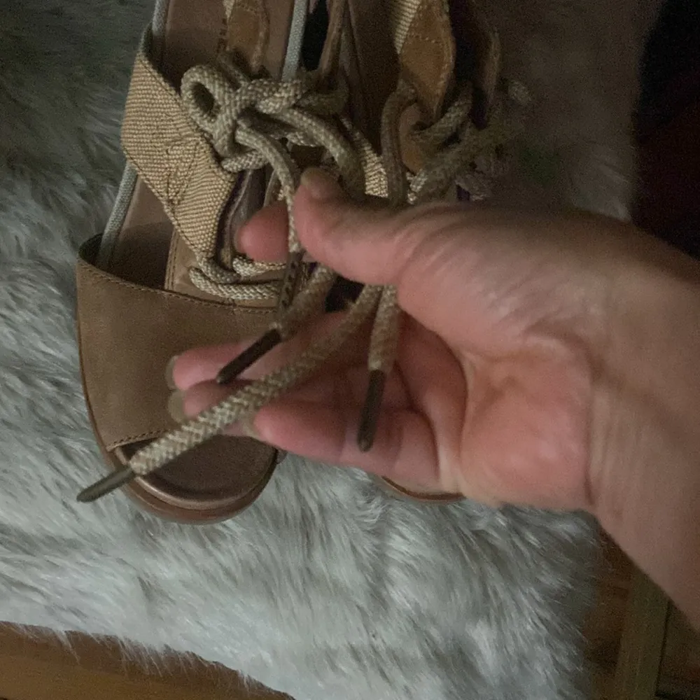 Sorel Joanie Sandals Womens 8.5 Tan Leather Lace Up Gladiator Peep Toe RARE!!! - Image 7