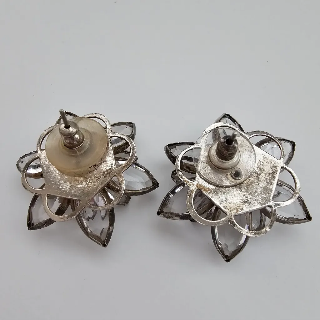 Vintage Swarovski Navette Crystals Flower Design Pierced Earrings - Image 3