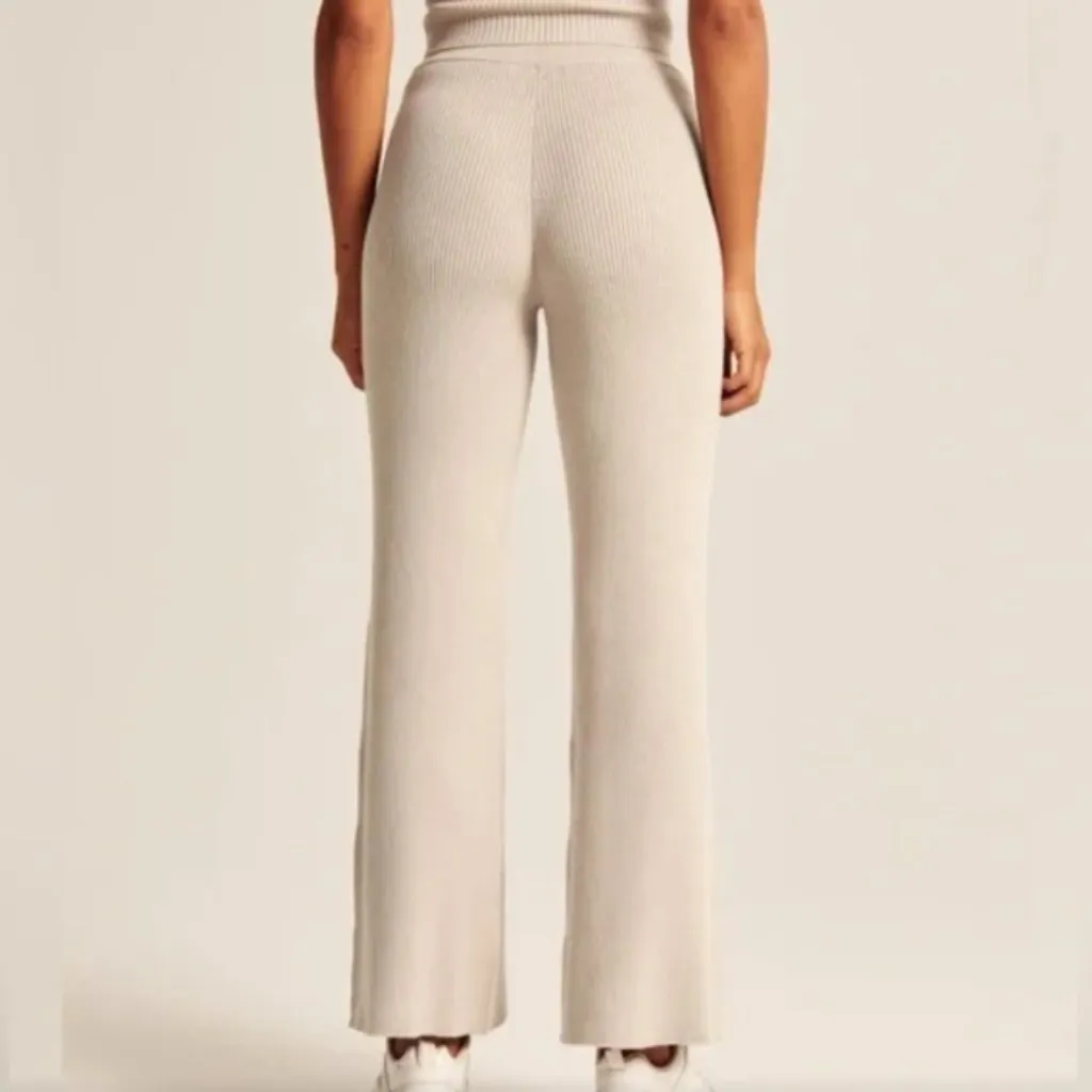 Abercrombie & Fitch Ribbed High Rise Kick Flare Knit Sweater Pants - Image 2