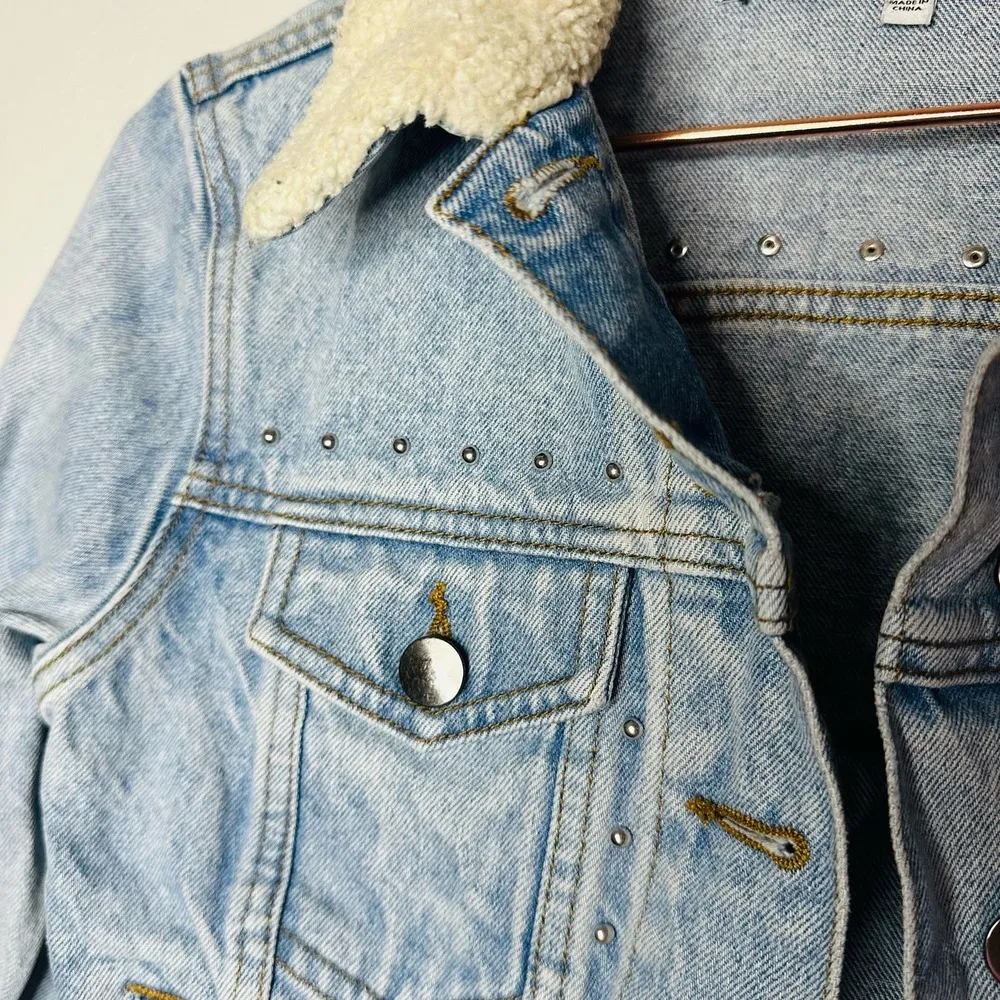 Rebecca Minkoff Light Blue Faux Fur Collar Clark Studded Denim Jacket Size XS - Image 8