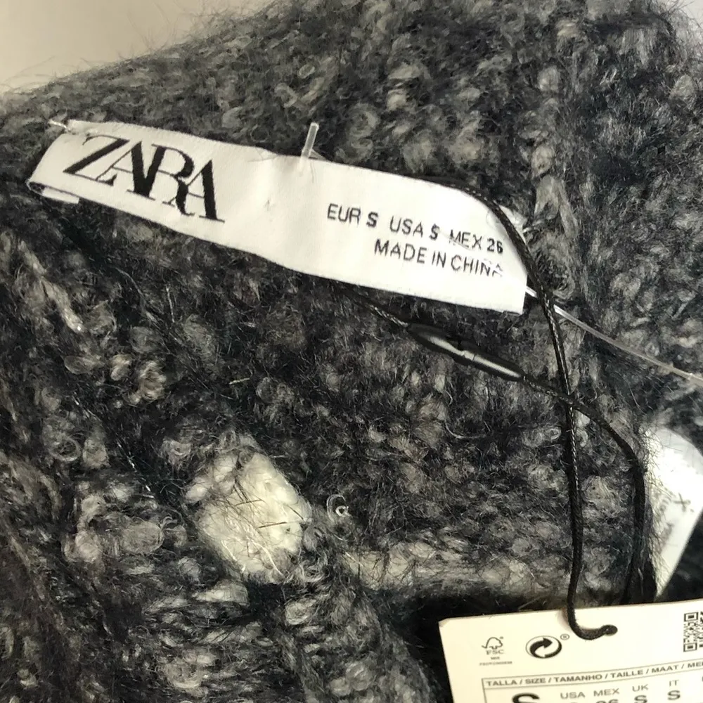 Zara Knit Black Faux Fur Striped Mini Skirt S - Image 4