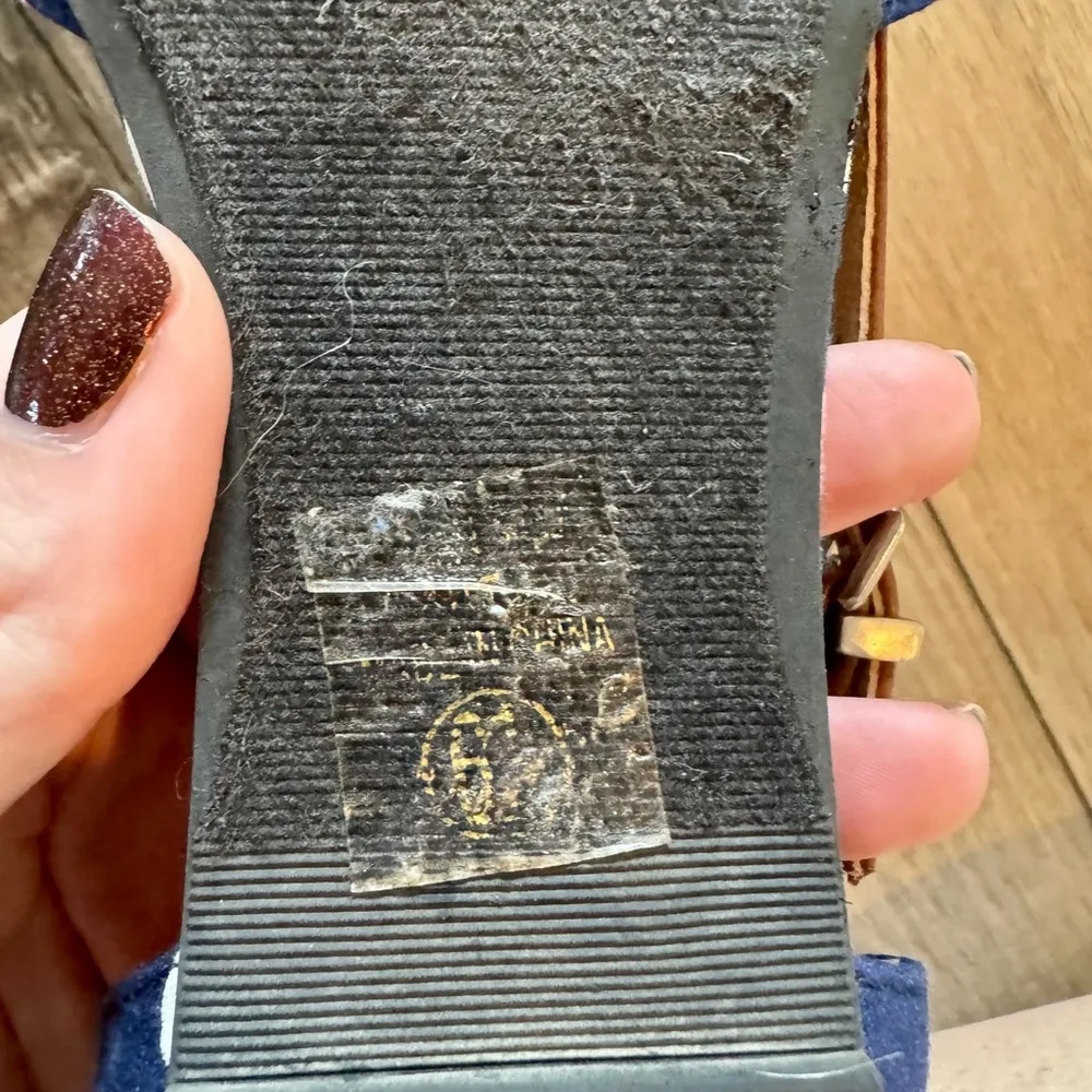 Navy Polka Dot Pointed Toe Flats | EUC | Leather Accent | Size 6.5 | ModCloth - Image 9