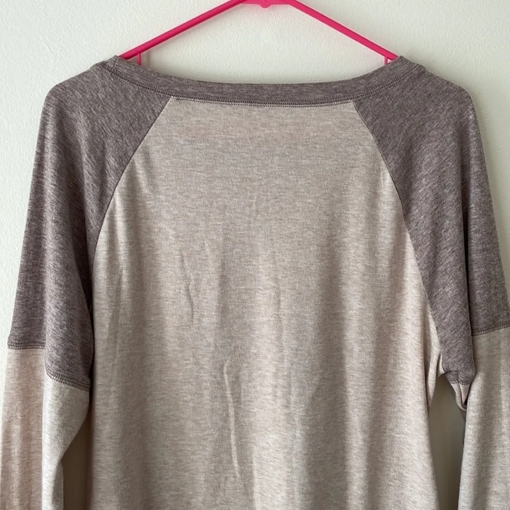 Womens Long Sleeve Over Sized Sweatshirt Size M Tan Size M - Image 8