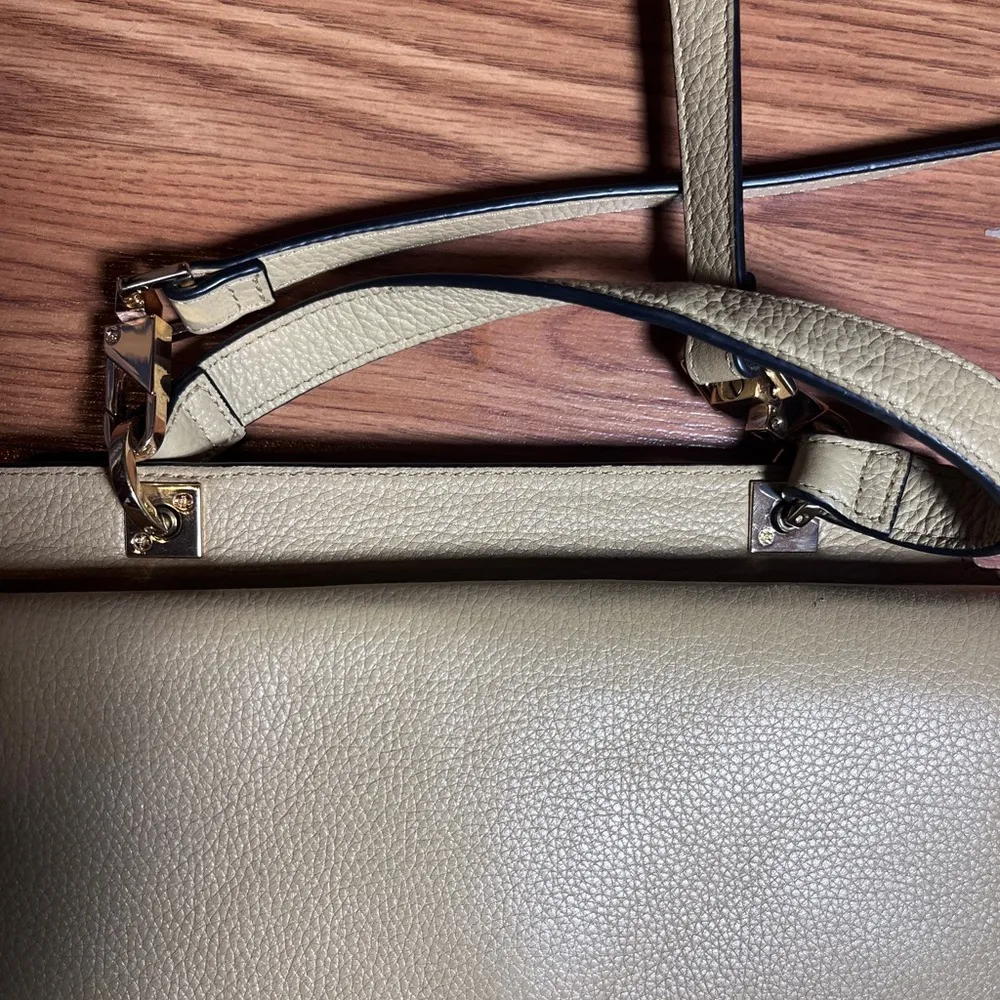 Luana Cream Leather Summer Crossbody/Top handle Bag with Sophisticated Design - Image 4