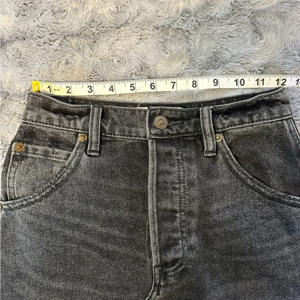 We The Free by Free People BREA CUT OFF DENIM SKIRT SIZE 24 Black Distressed - Image 9