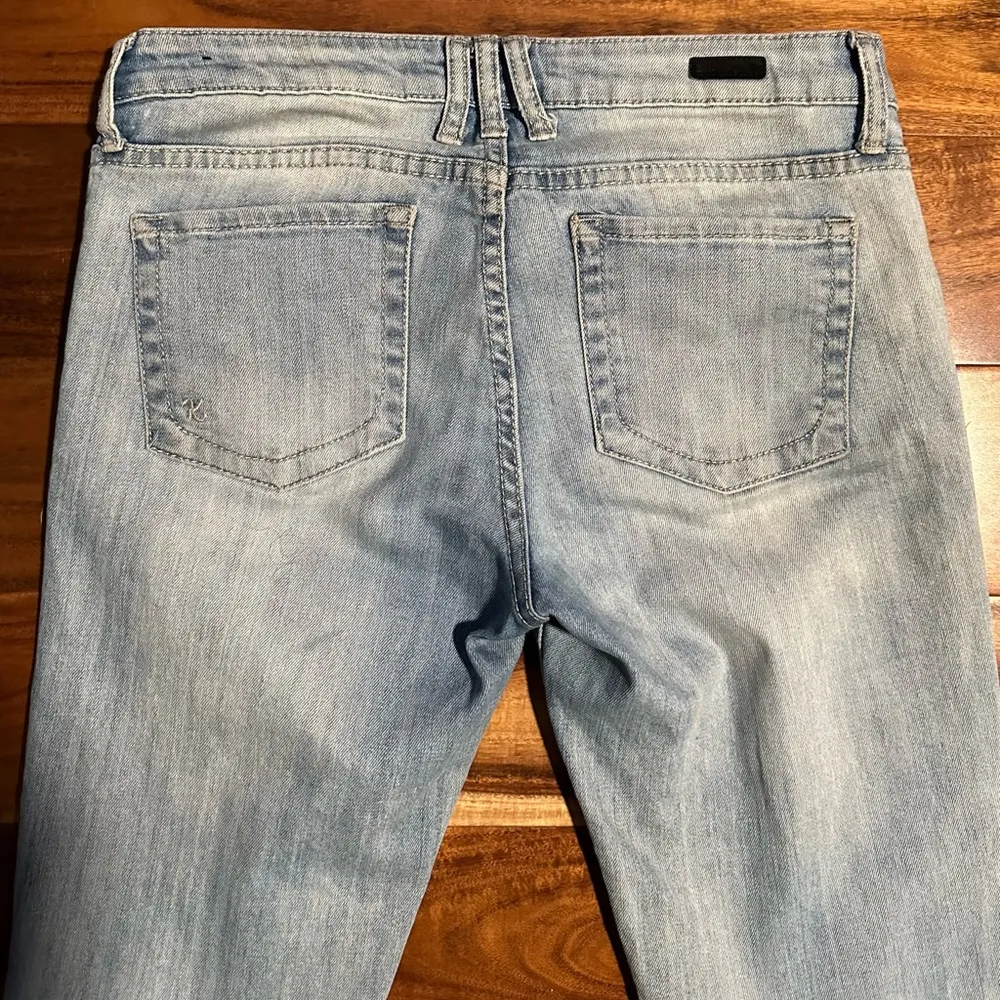 Kut from the Kloth Catherine Boyfriend Denim Jeans - Image 7