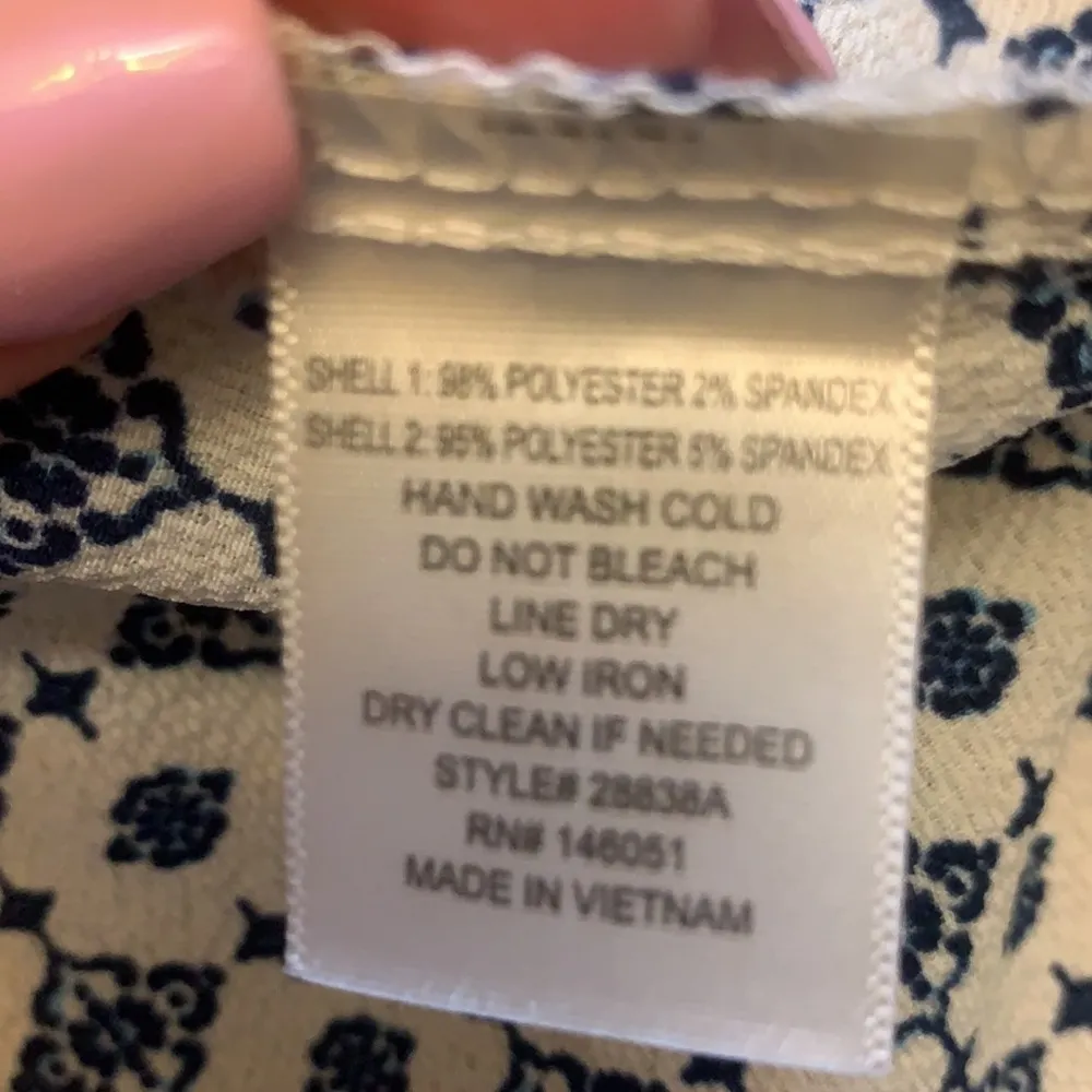 Monteau  v-neck Blouse - Image 6