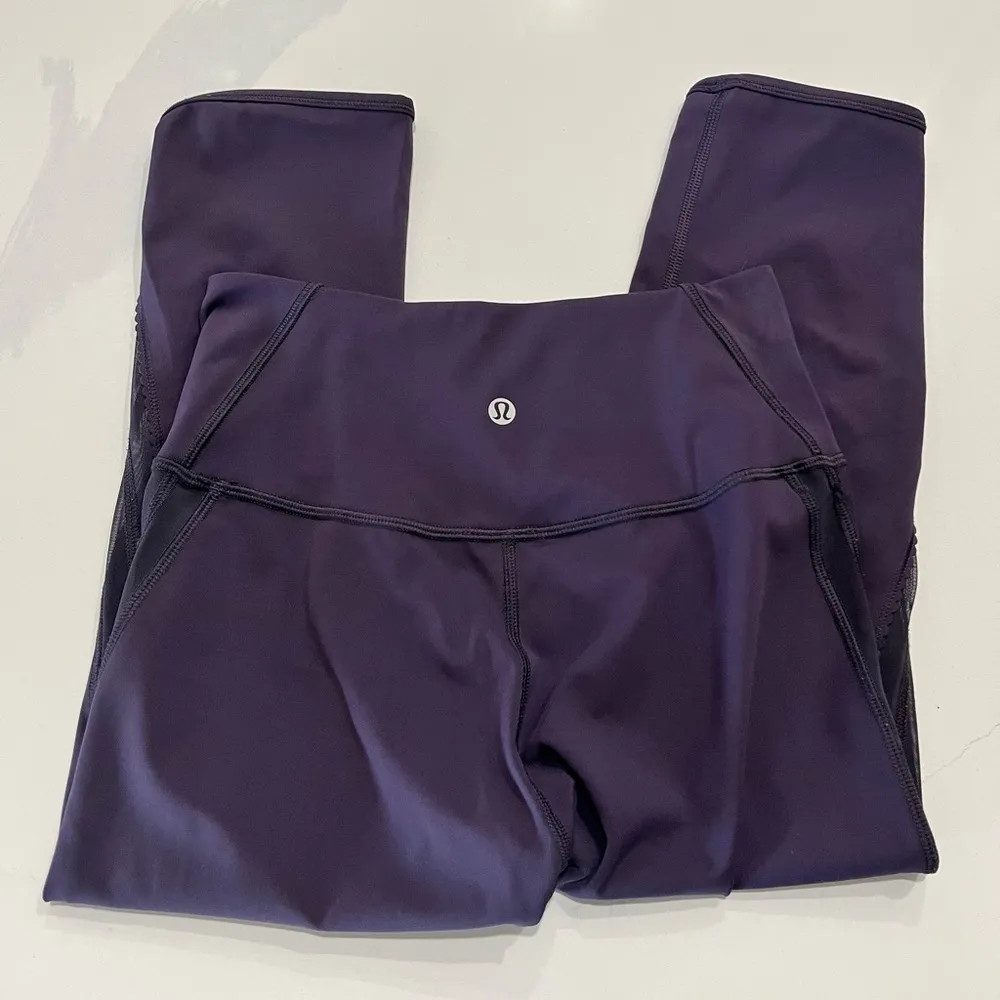 Lululemon Sun Setter Crop (17") - Image 2