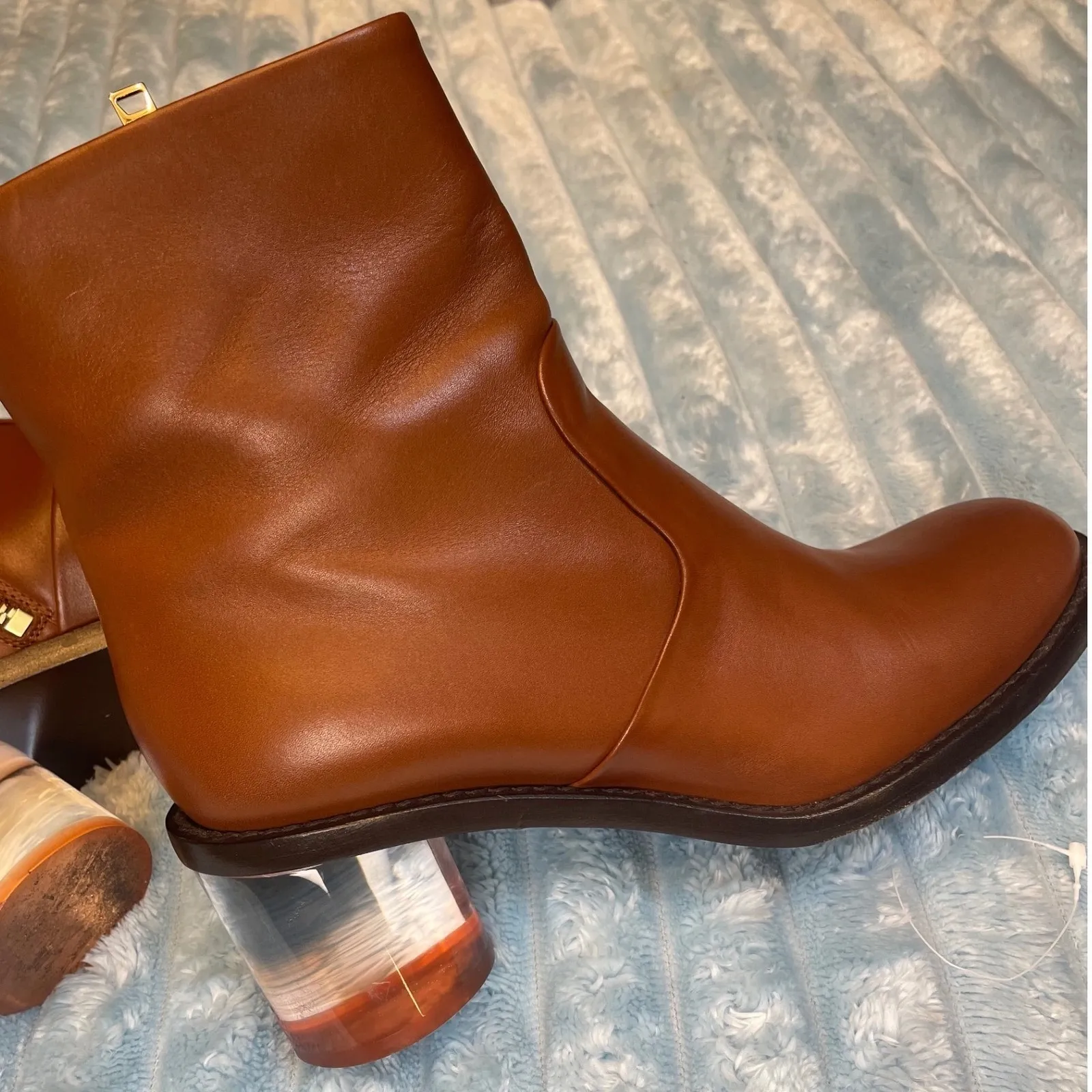 Burberry Leather Ankle Boots Clear Block Heel Gold  Zip Made in Italy  Sz 39/8.5 - Image 9