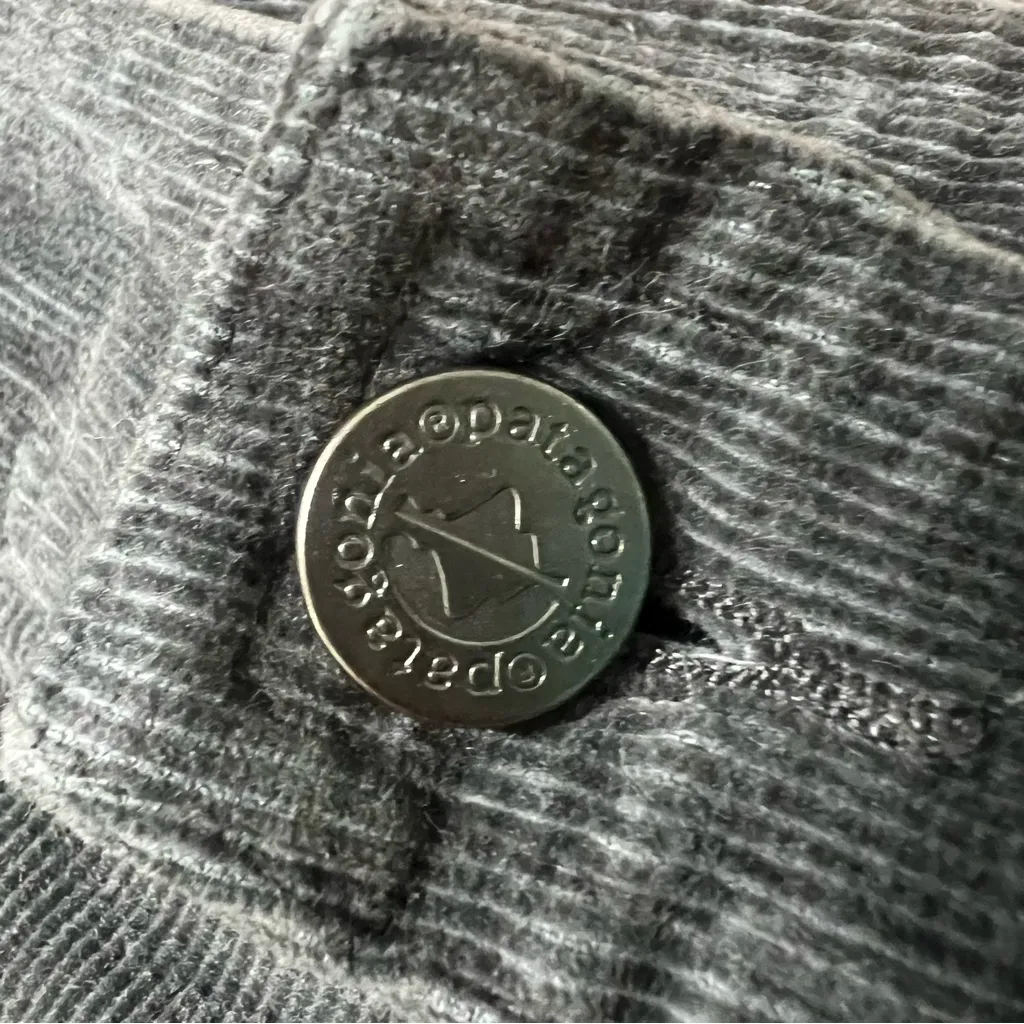 Patagonia Corduroy Organic cotton mini Skirt sz 8 forge gray belt loops pocket - Image 5