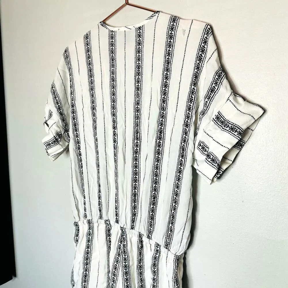 Fifteen Twenty Women's White Surplice Wrap V-Neck Striped Romper Size Large - Image 9