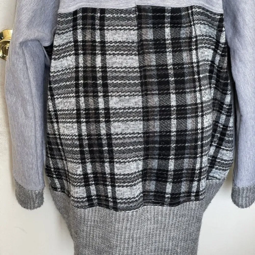 Hem & Thread Womens Gray Knit Fleece Plaid Cardigan Thick Size Medium Collar - Image 6