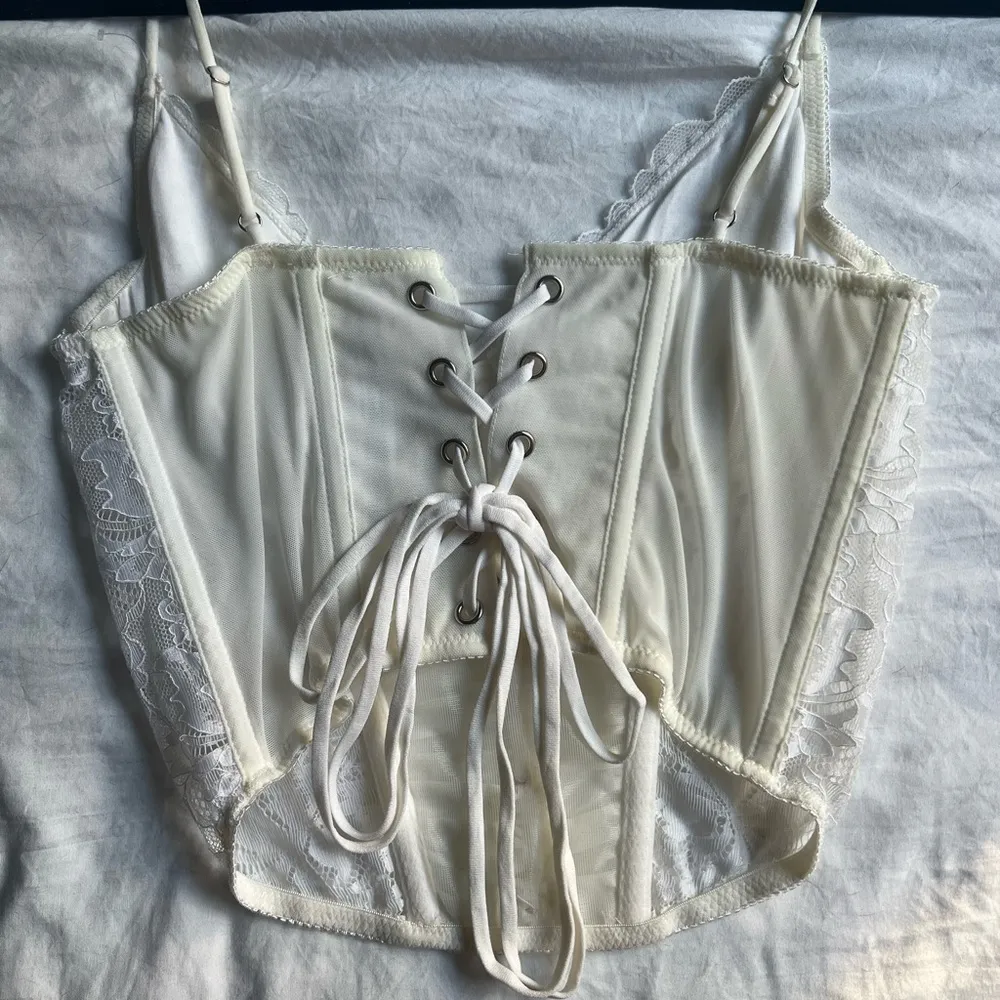 out from under cream/white corset - Image 2