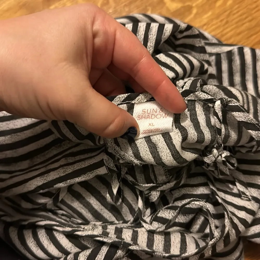 Sun & Shadow High low Backless Striped Tank top Shirt Tunic Top Womens XL - Image 10