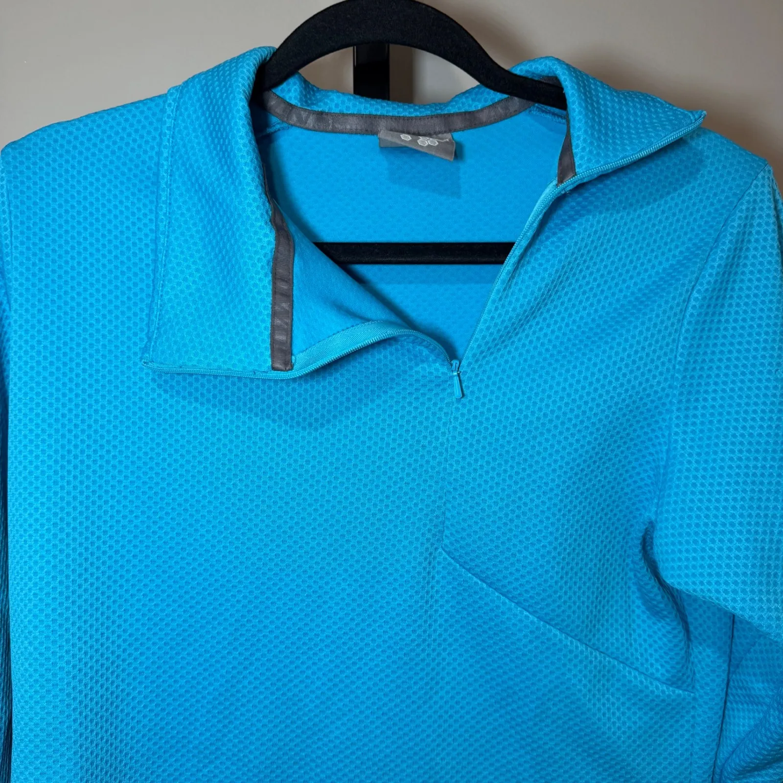 Salomon Asymmetrical Zip‎ Motomesh Pullover Blue Size Medium - Image 2