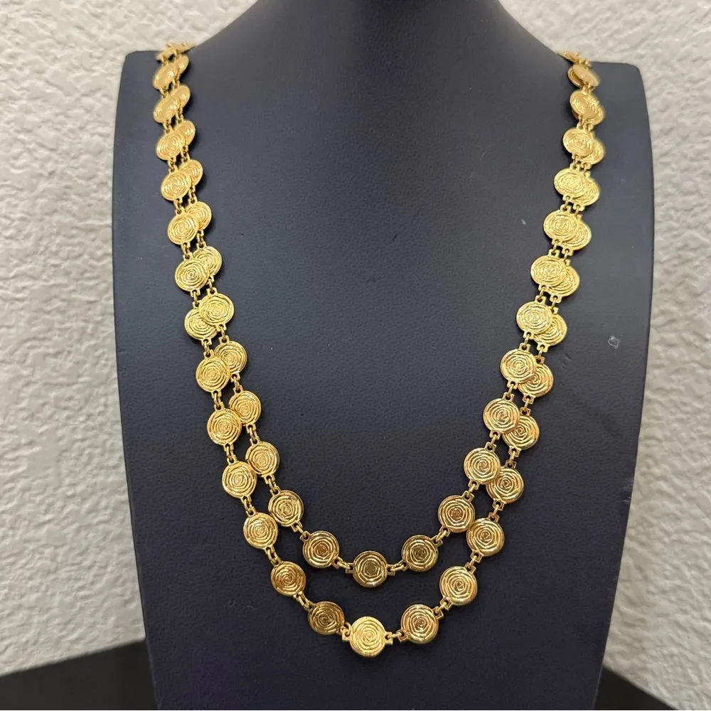 Vintage LCI LIZ CLAIBORNE Gold-tone Flat Roses Double Link 32” Long Necklace 56g - Image 2