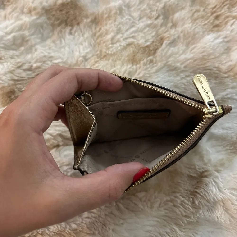 Michael Kors Women's Center Stripe MK TZ Coin Pouch Wallet DK Khaki Gold Leather - Image 8