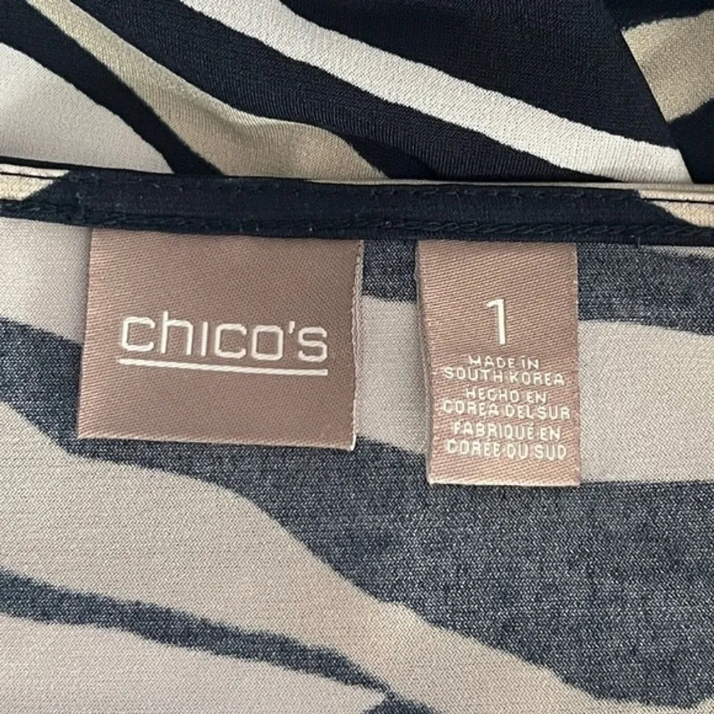 Chicos Shirt Womens Small White Black Tan Animal Print Edgy Casual Slinky Travel - Image 5