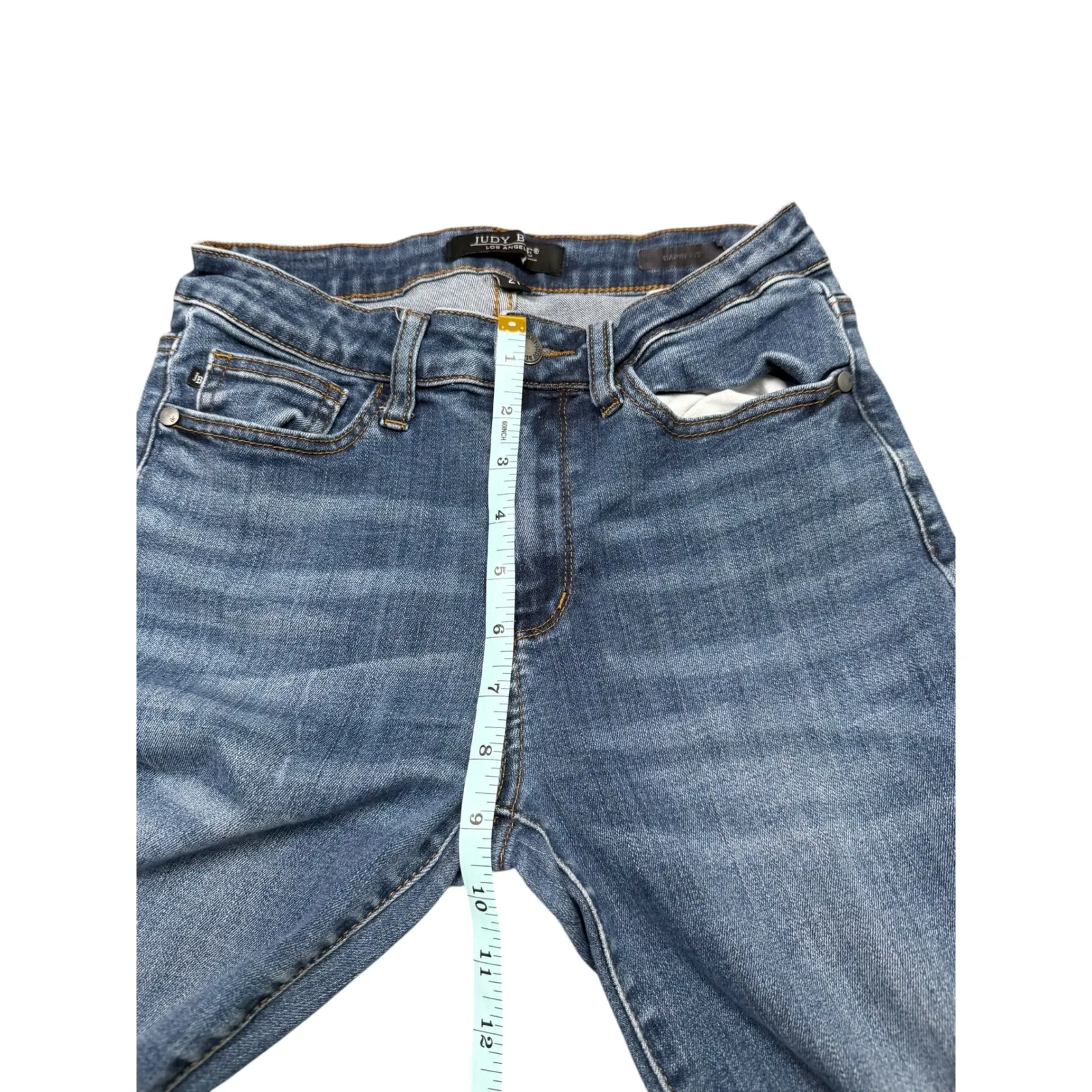 Judy Blue Los Angeles Women's Size 27 Serenity Mid Rise Capri - Image 8