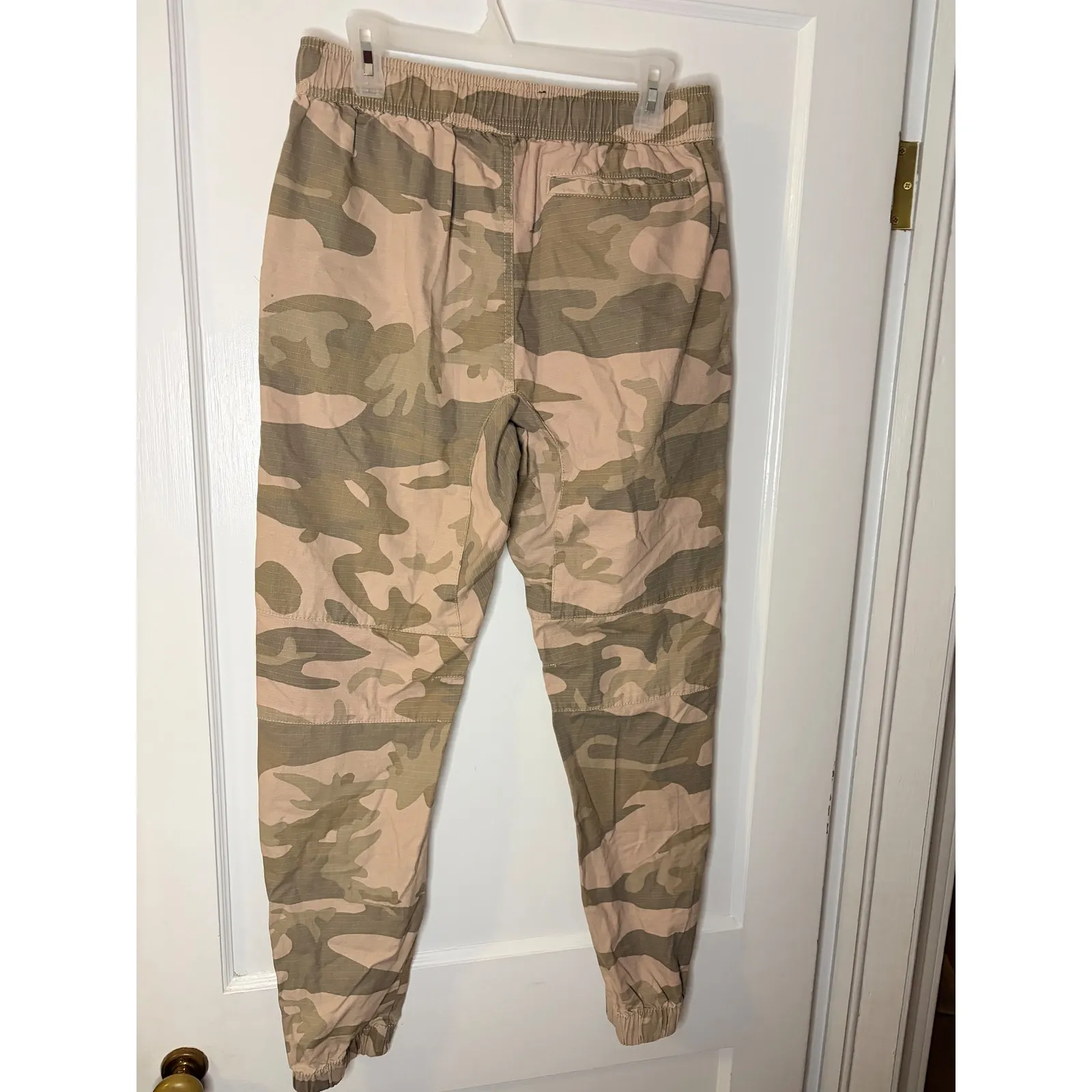CSG Womens Camo Jogger Pants Pink Green Relaxed Fit Drawstring Size M 80's vibe Tan - Image 3