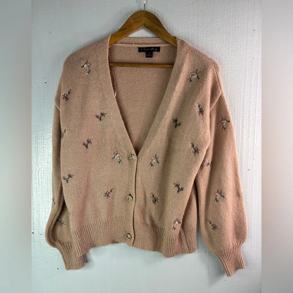 A Love Story M Feminine Floral Embroidered Knit Cardigan Sweater Pink Size M - Image 2