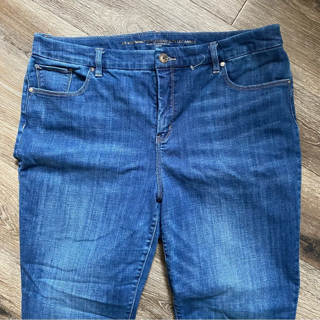 Chico’s “So Slimming” Girlfriend Skinny Medium Wash Jean Size 14P - Image 2