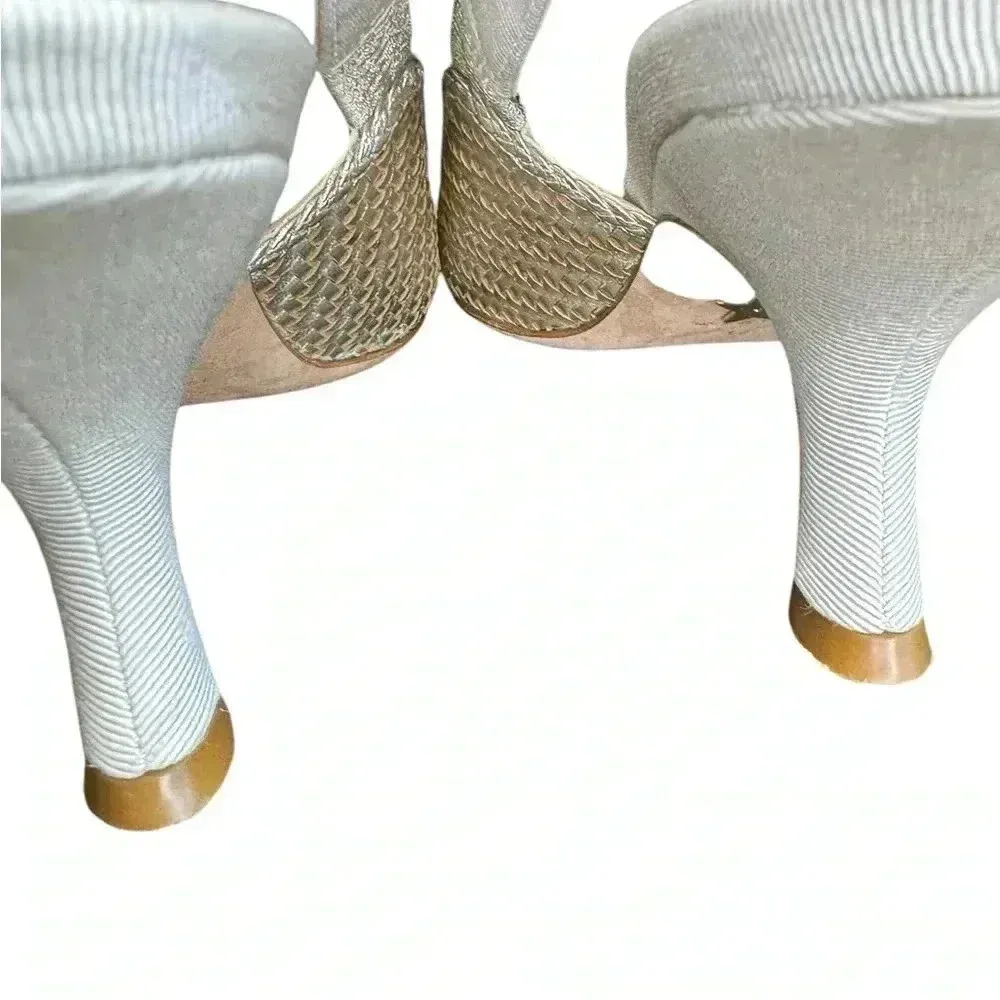 Christian Dior Nude Chrome Shoes With Crystal On The Side Ribbon Band. - Image 9