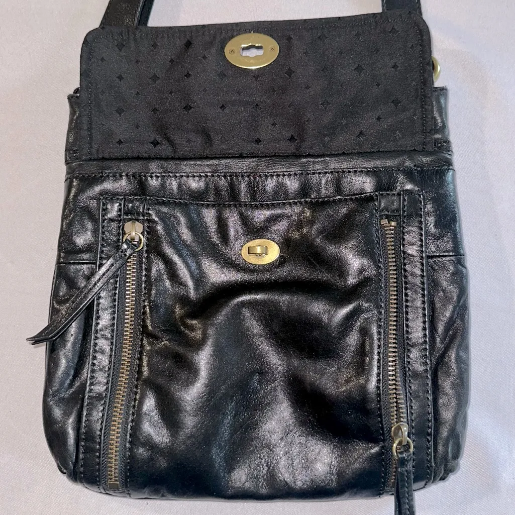 Fossil  • Black Lamb Leather Stanton Crossbody Multi-Pocket Adjustable Versatile - Image 3