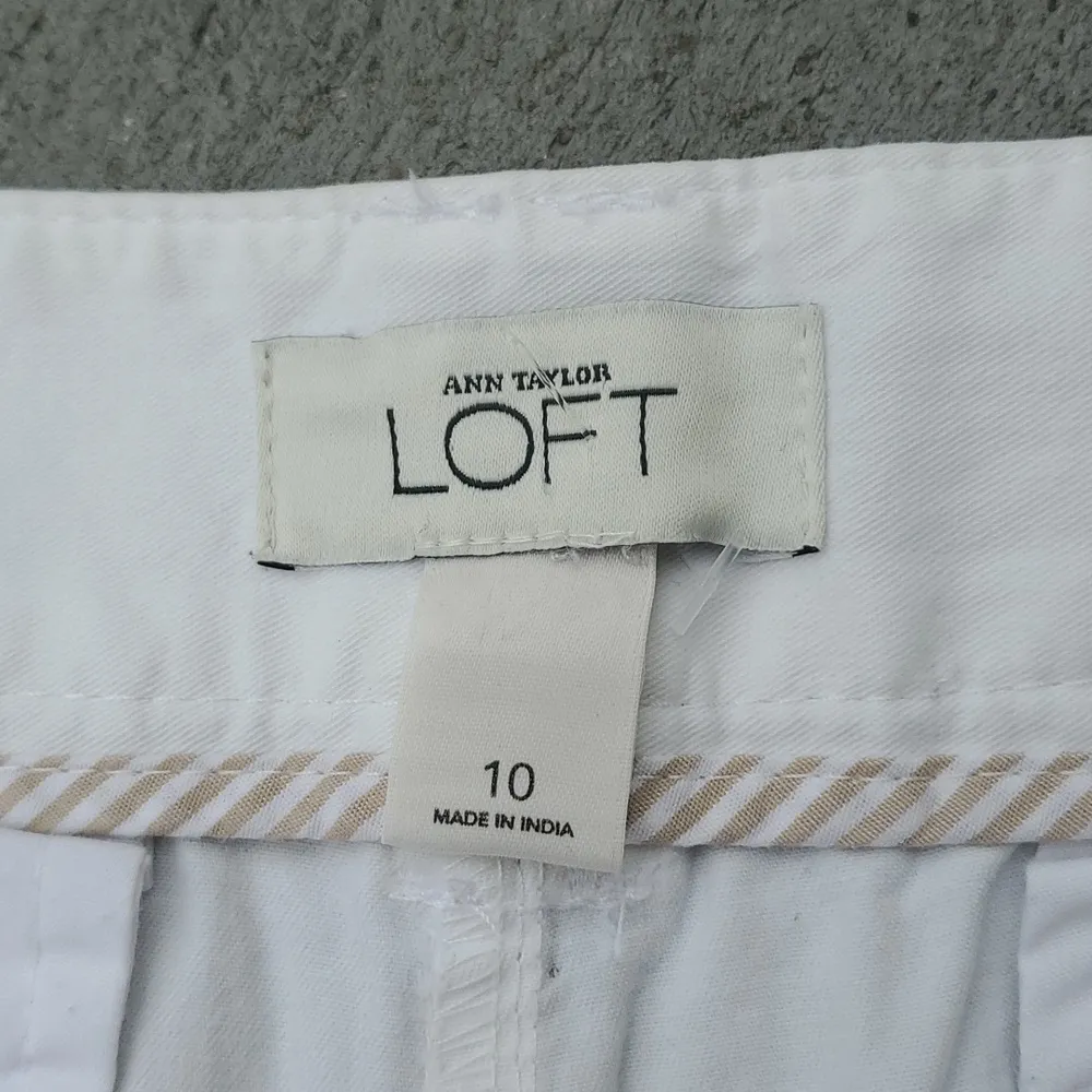 Loft Chino Shorts | Loft 4in Inseam Chino Shorts | Loft White Shorts - Image 4