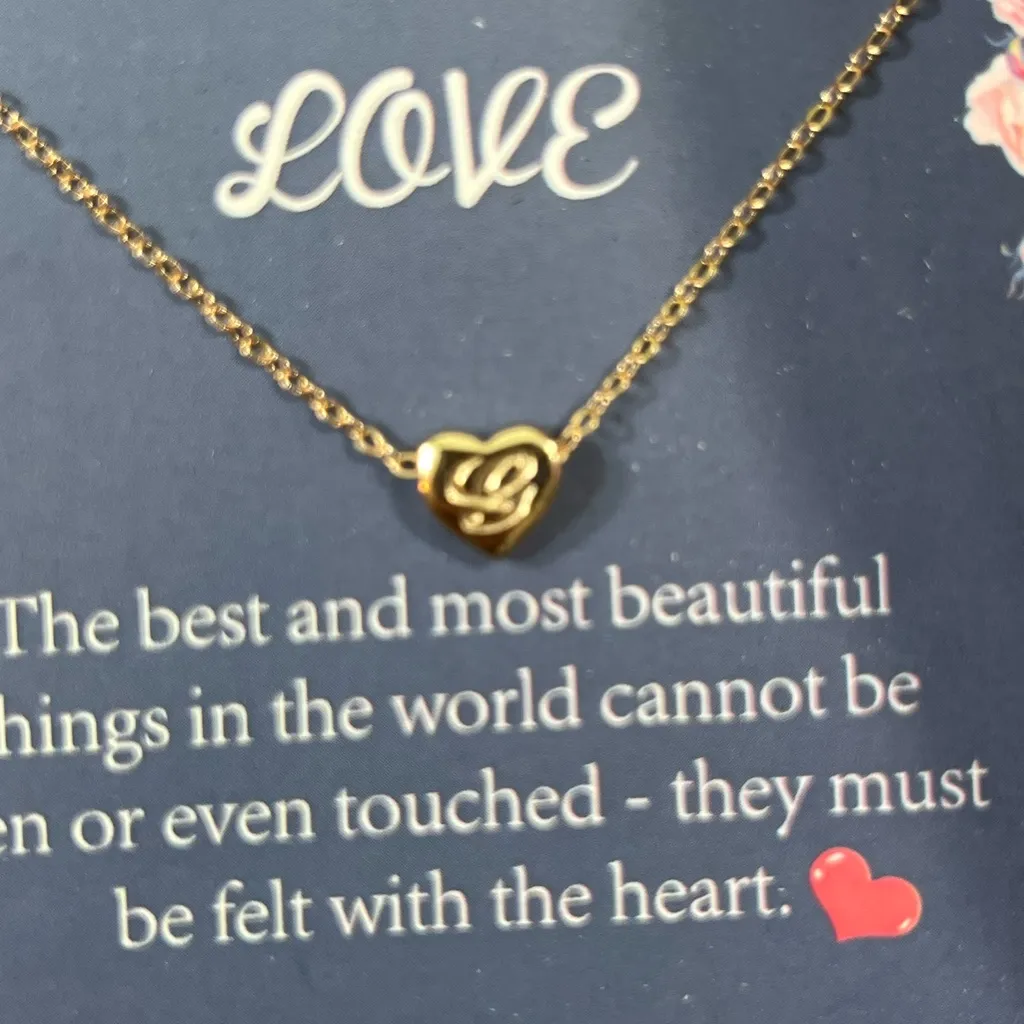 Monooc Initial G on Gold Heart‎ Pendant Necklace 14K gold plating 16” - Image 3