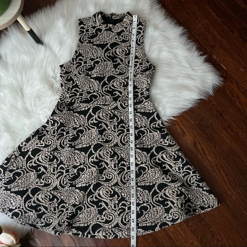 Black & Tan Skater Dress Textured Forever 21 Mock Neck Sleeveless Size Small - Image 7