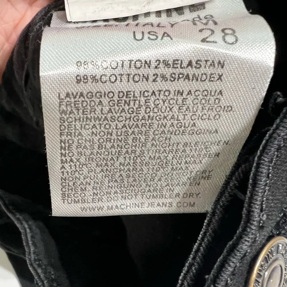 Machine Nouvelle Mode Black Denim Shorts Frayed Hems Size 28 USA Medium - Image 9