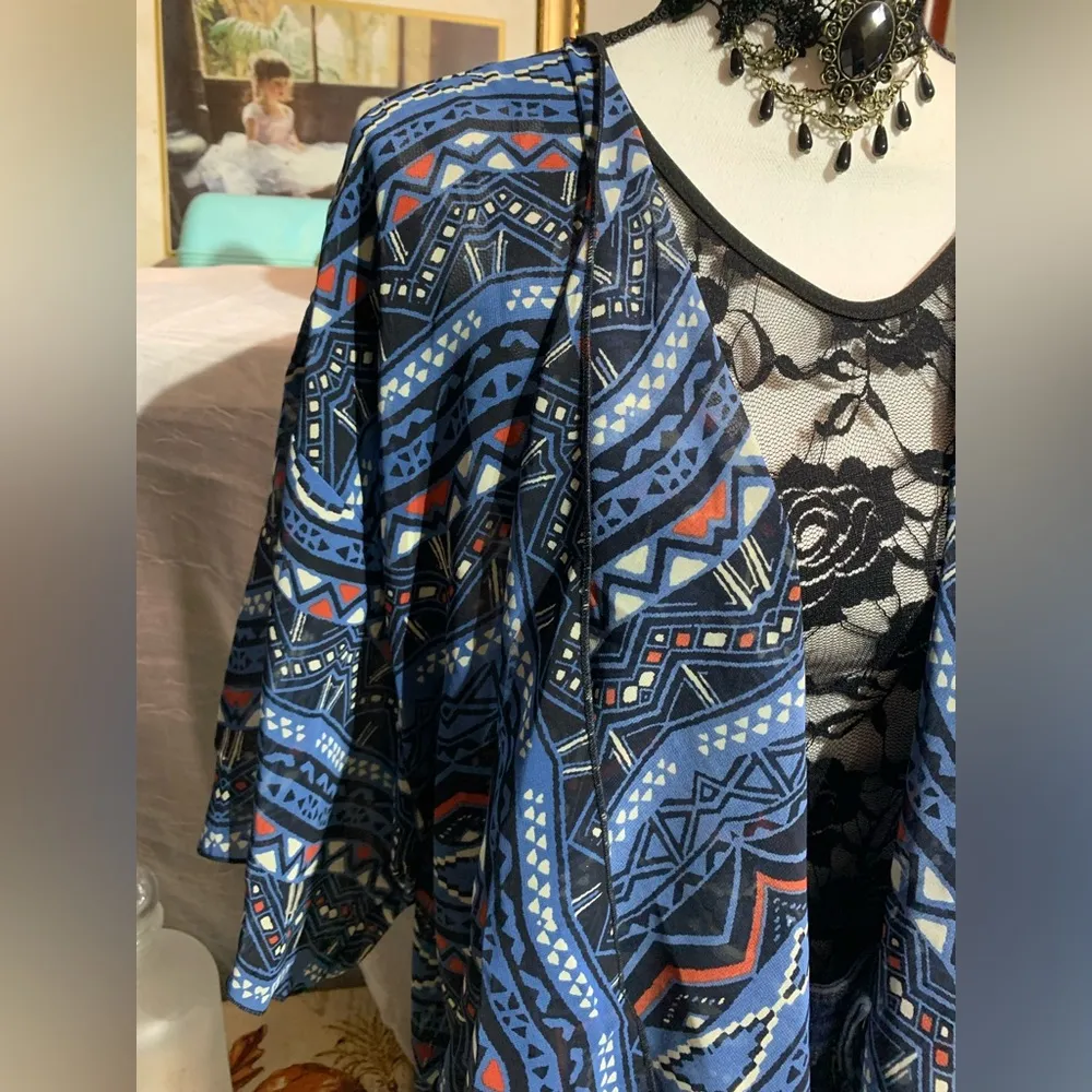 Lularoe Monroe Kimono Blue Red White Black Fringe - Image 2