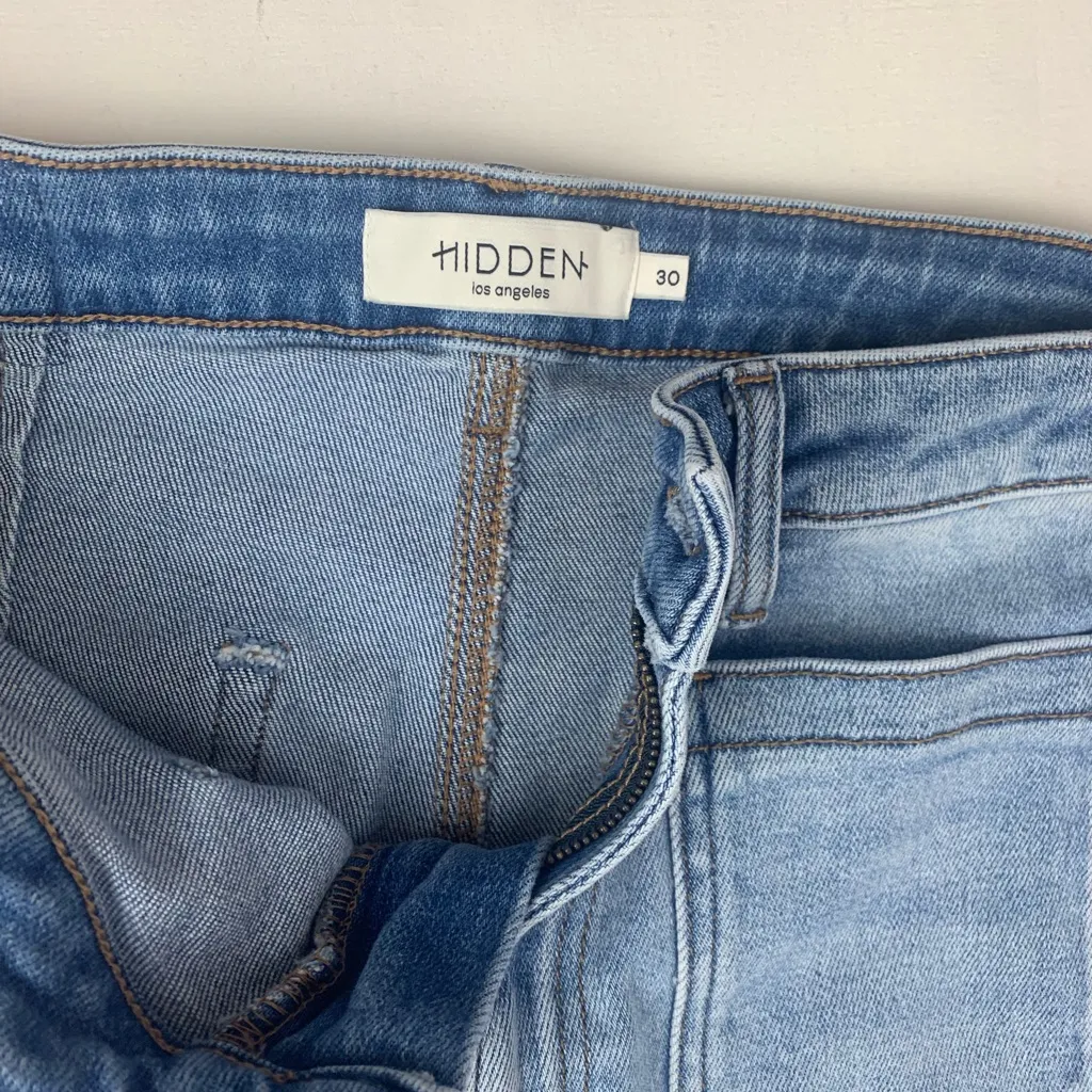 Hidden size 30 flat pocket crop flare jeans light wash denim casual Los Angeles - Image 3