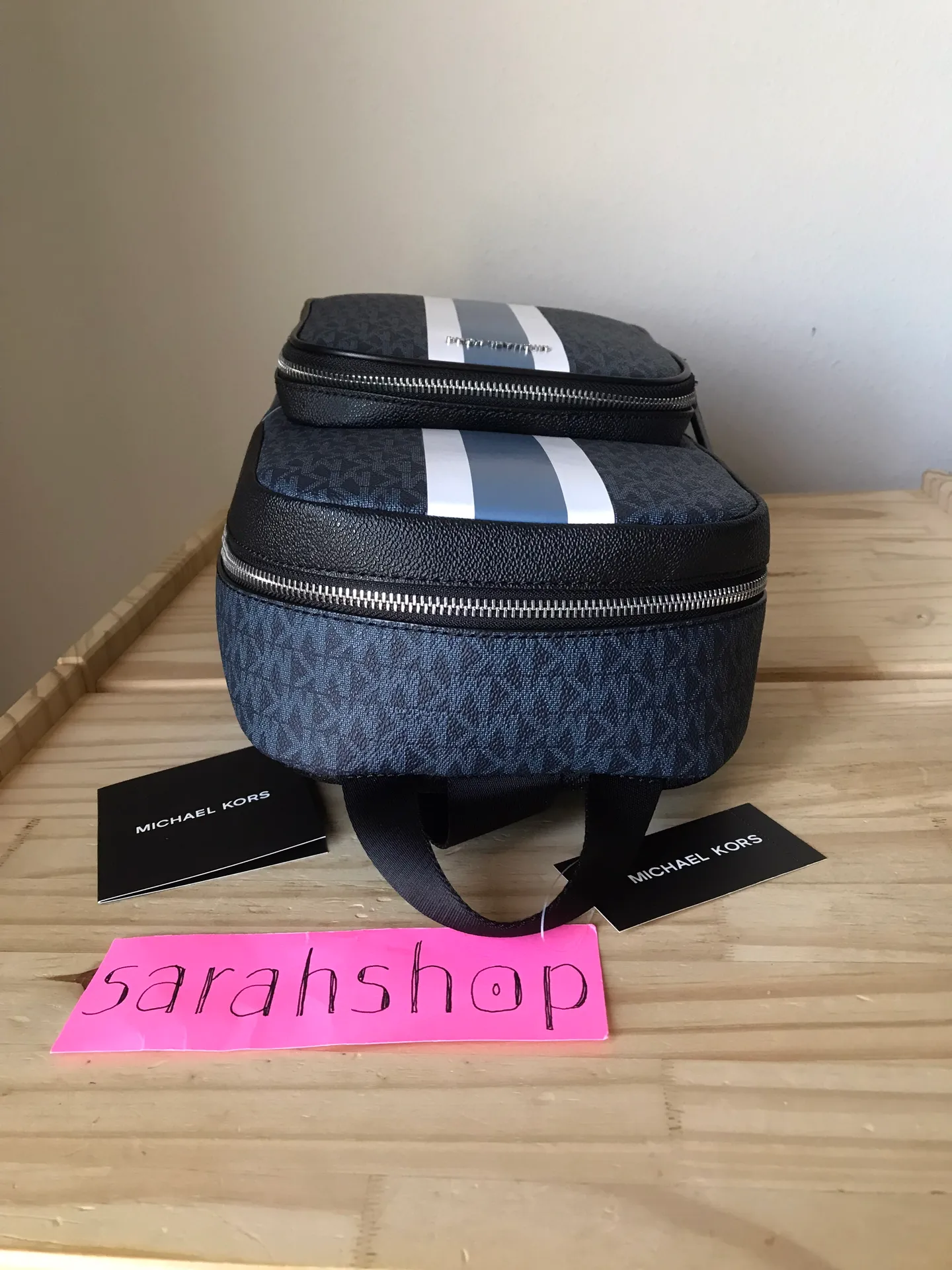 Michael Kors Sling Pack - Image 7