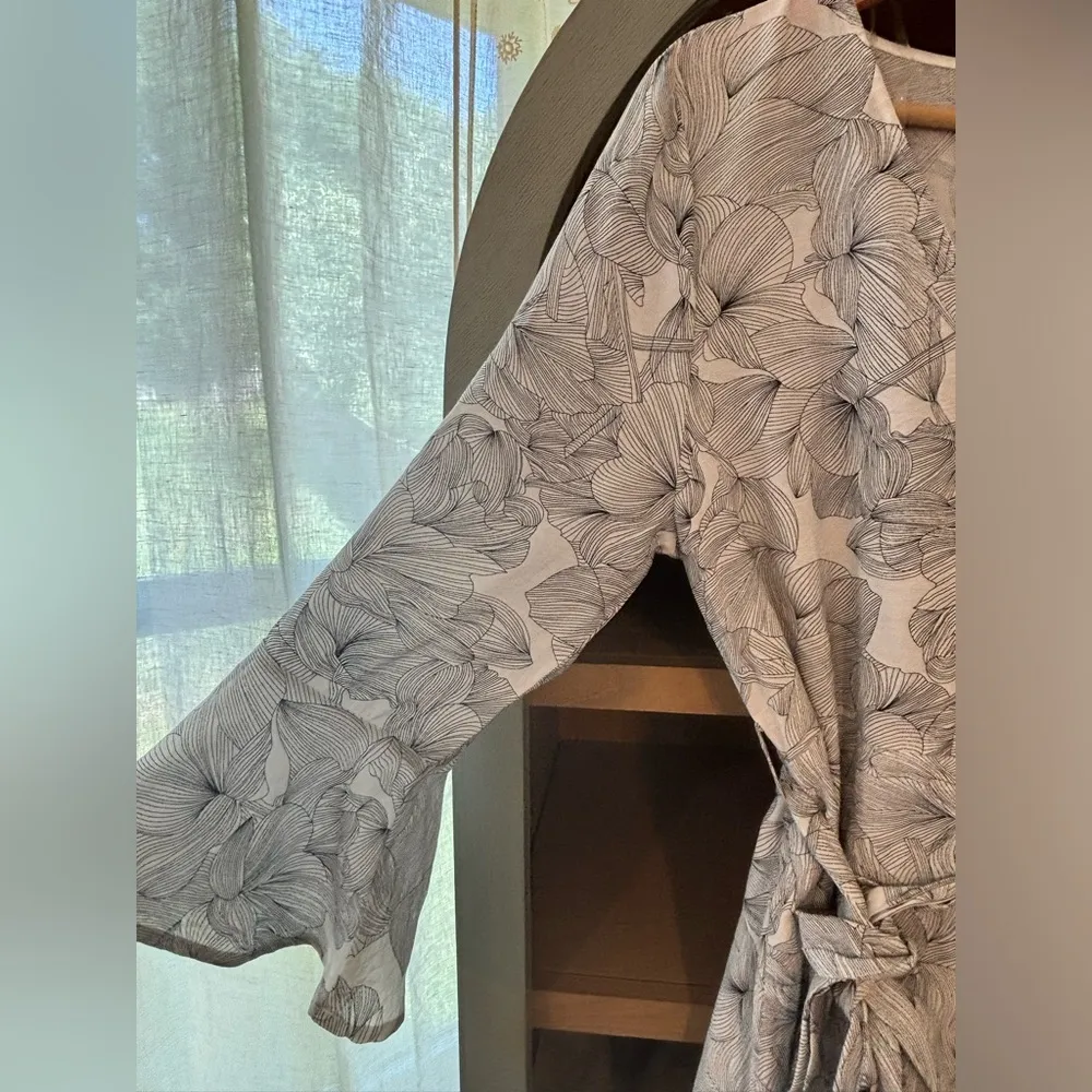 Entro Floral Wrap Dress - Image 2