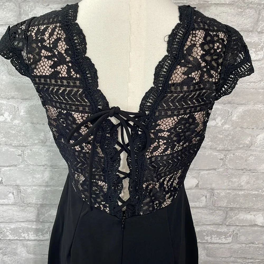 Haute Monde Black Lace Mini Dress - Image 5