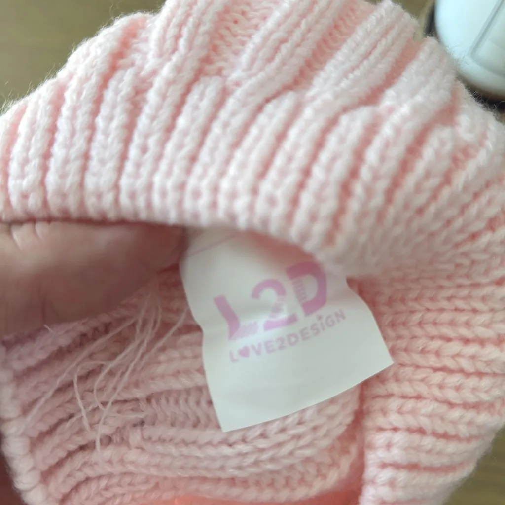 Lovr 2 Design Knit Beanie with Faux Fur Pom Pink - Image 6