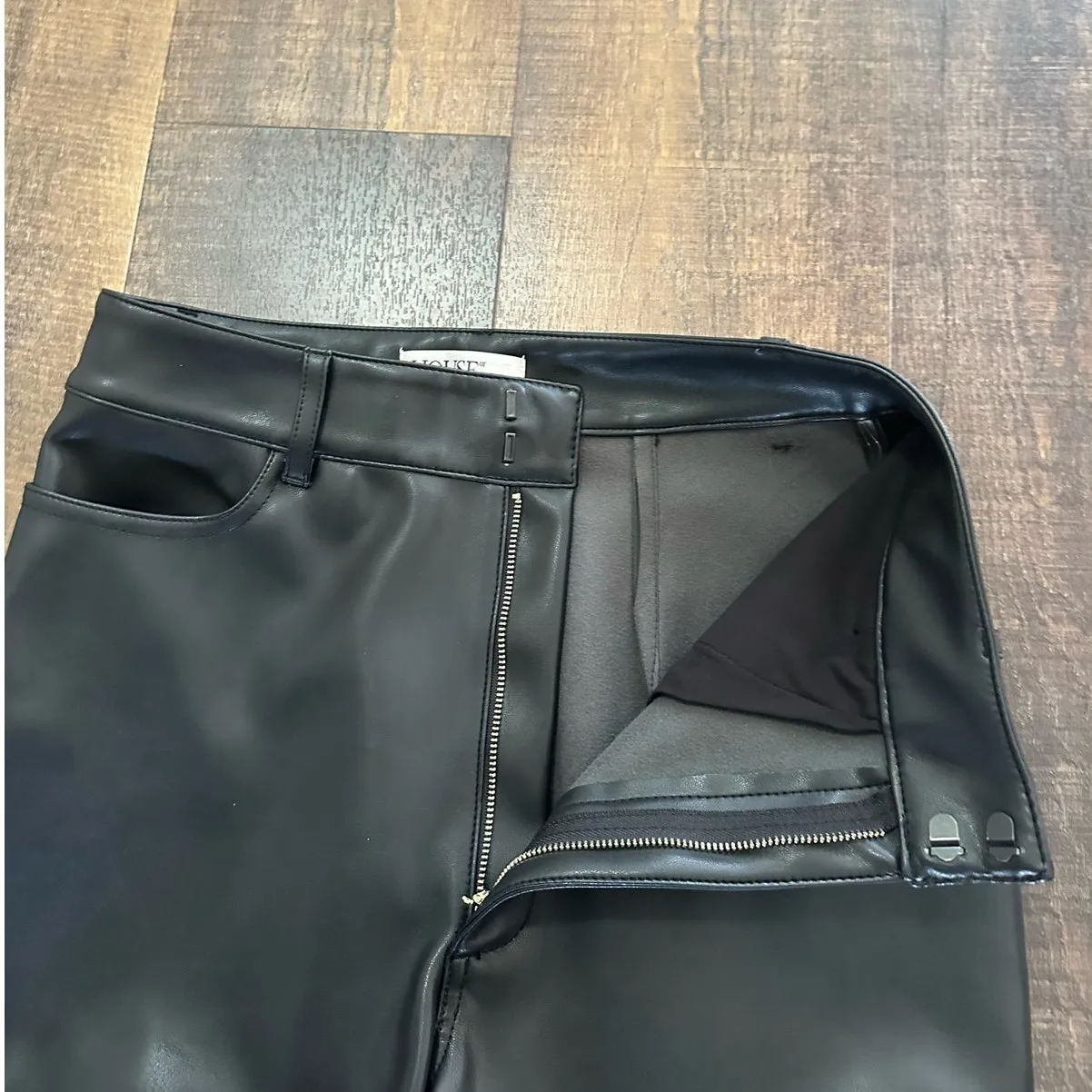 House of CB Faux Leather High Waisted Skinny Pants Black Size M - Image 6