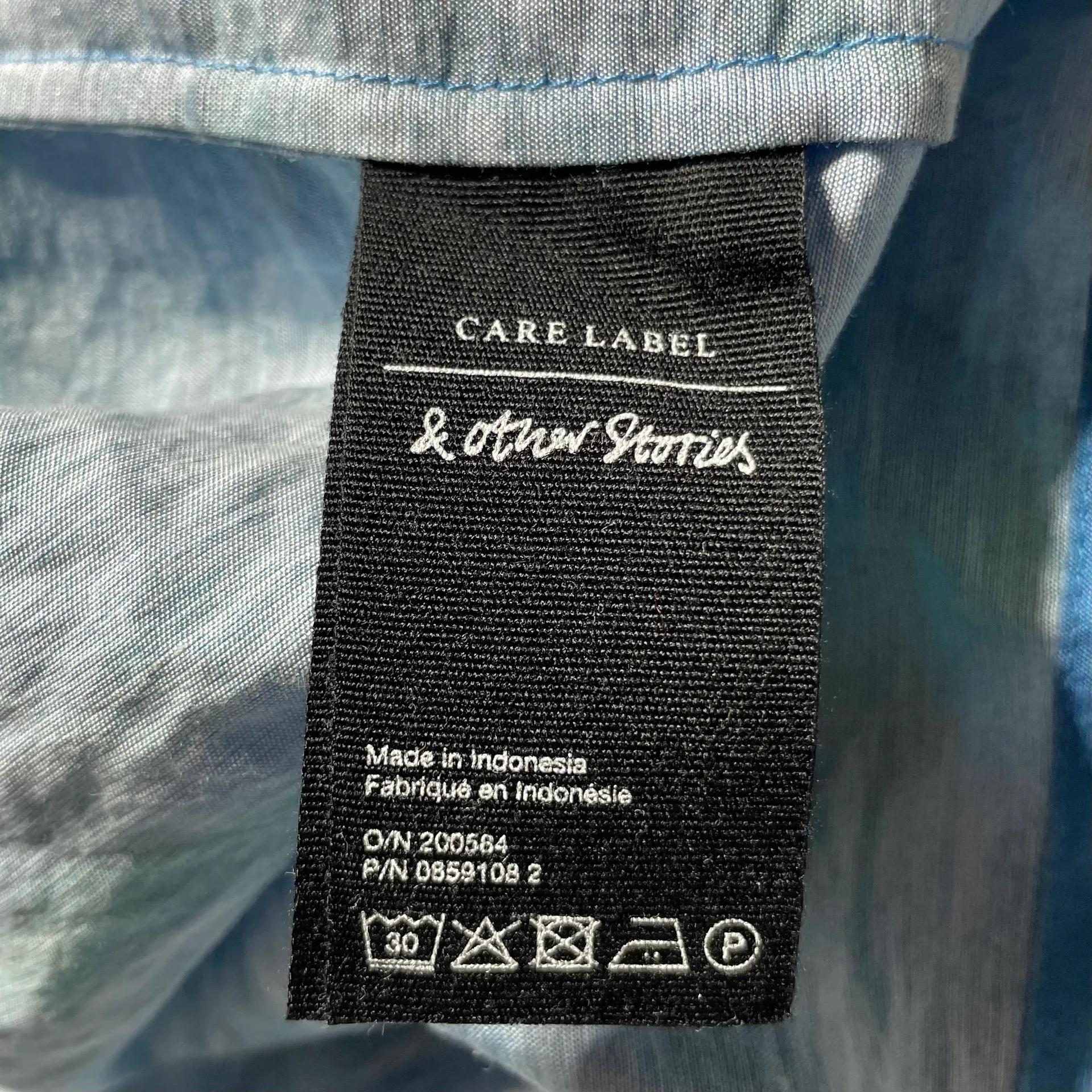 Blue Wavy Printed Short Sleeve Boxy Button Up Shirt Size XS - Image 18