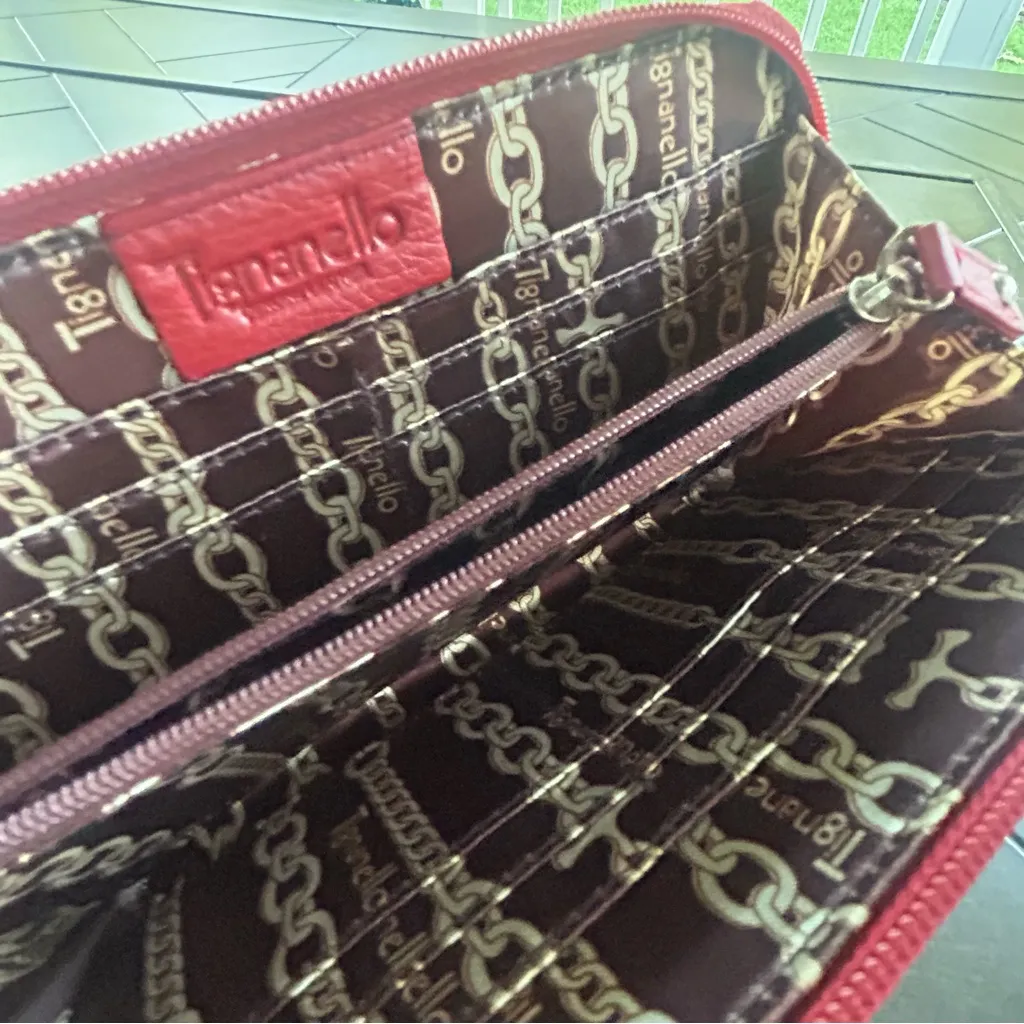 Tignanello red leather zip around wallet retro chic old money pebbled - Image 5