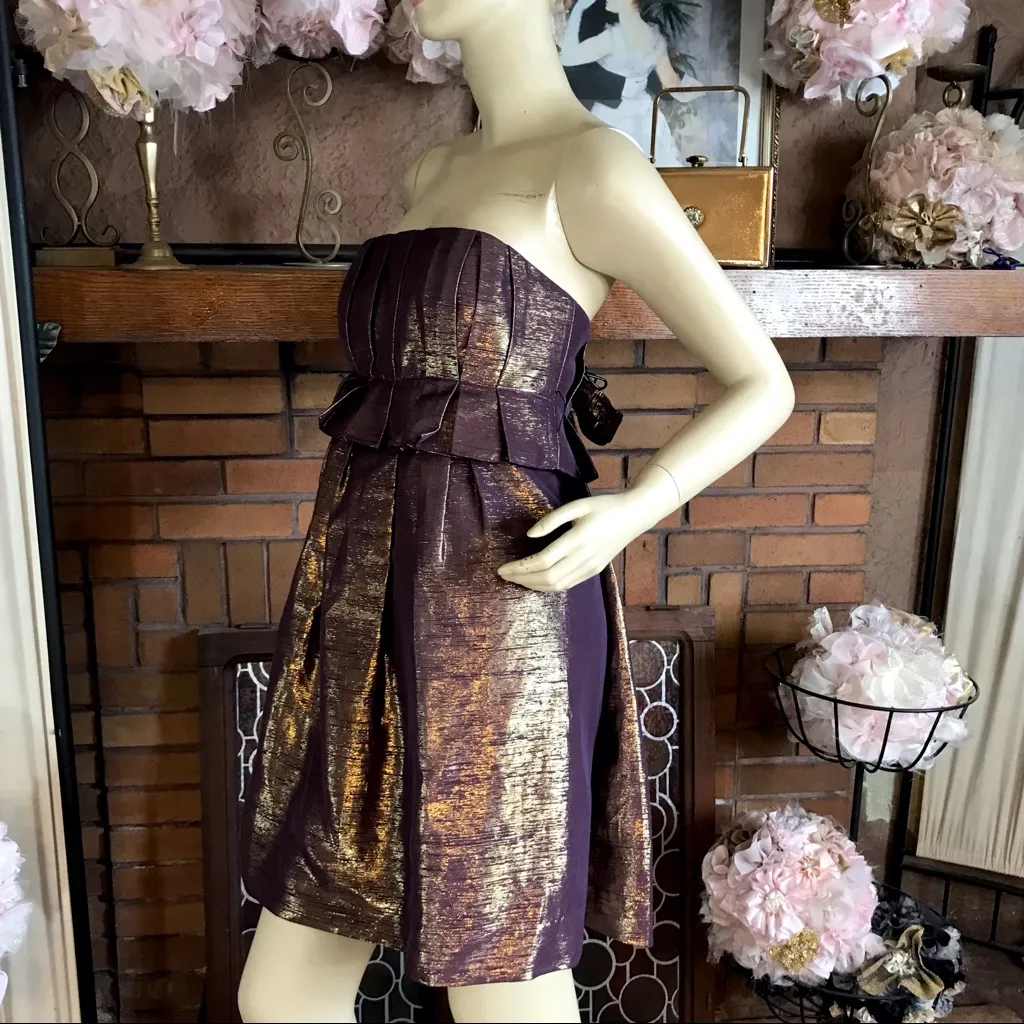 VERA WANG LAVENDER LABEL PURPLE & GOLD METALLIC STRAPLESS COCKTAIL DRESS (6) - Image 4