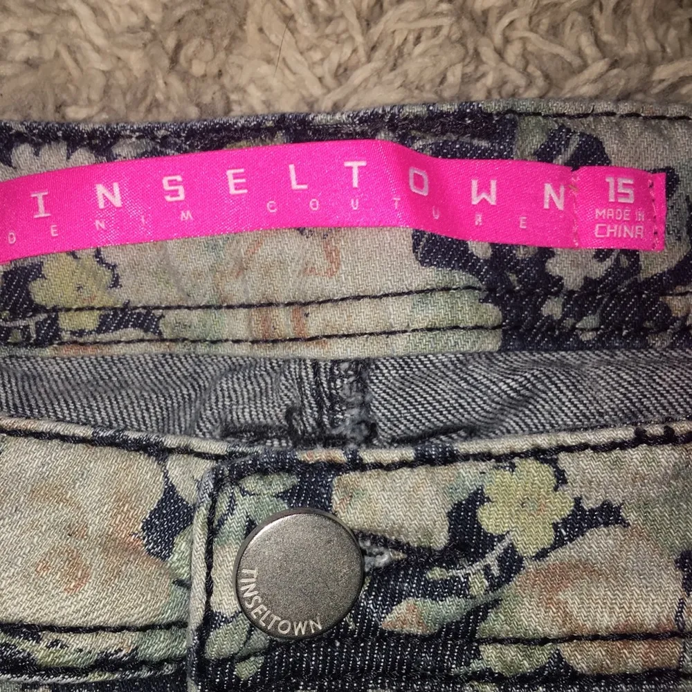 Tinseltown floral print denim jeans - Image 4