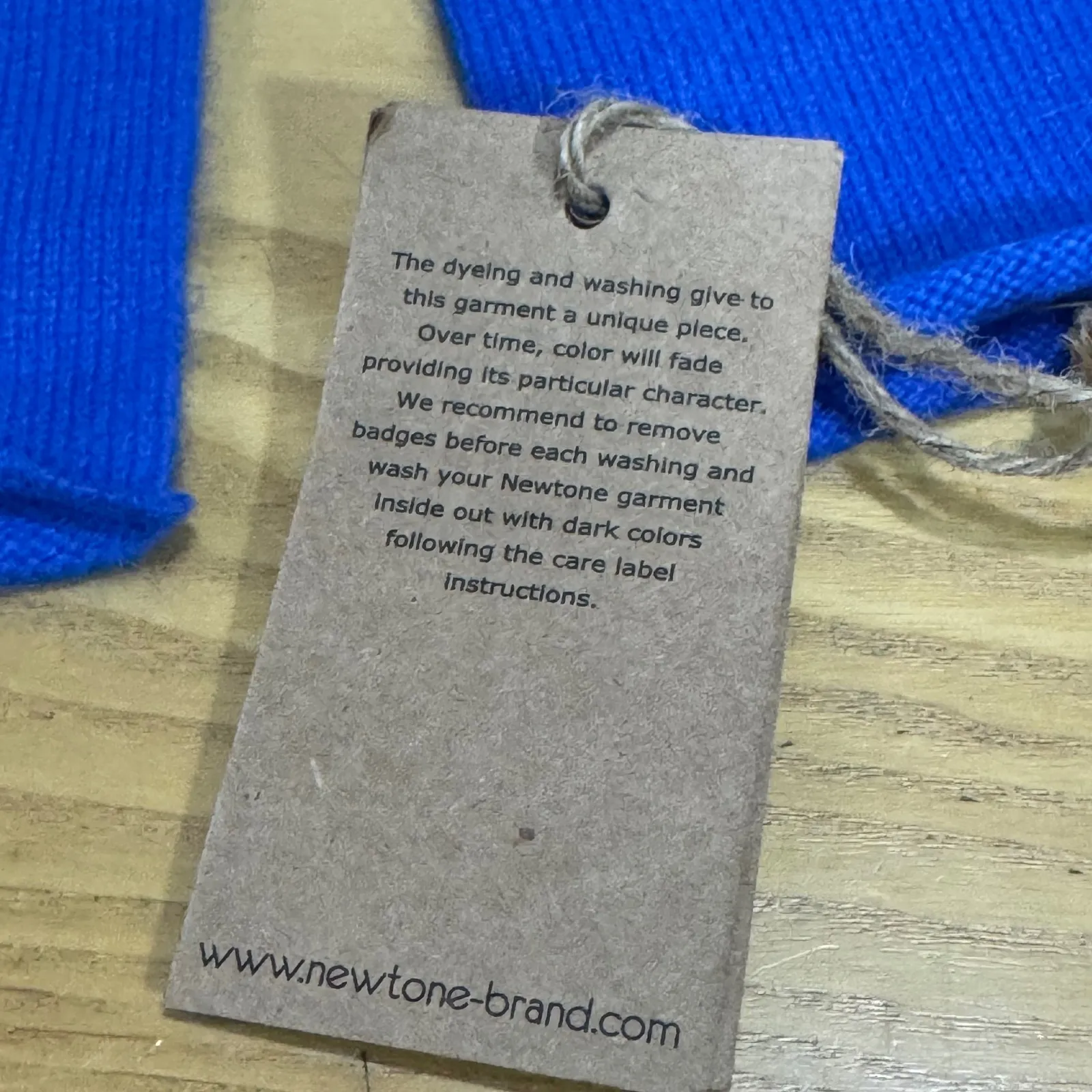 NWT Newtone Brand Royal Blue Knit Wool Angora Blend Arm Warmers Made in Scotland - Image 6