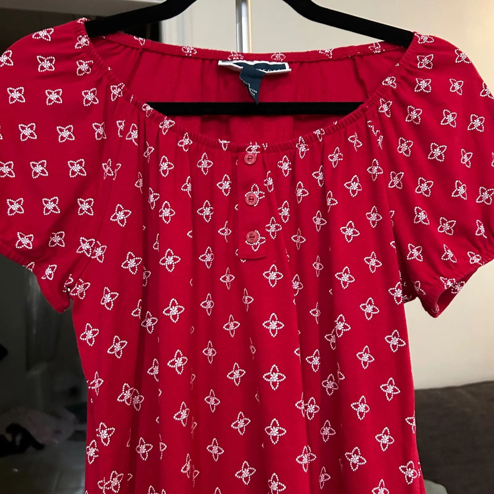 Karen Scott Peasant Top Floral Print‎ Short Sleeve Red Size Small - Image 2