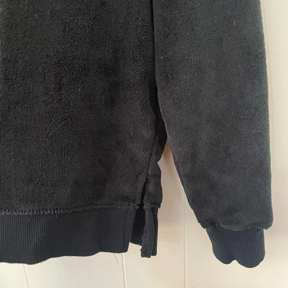 Wondershop Fuzzy “Feeling Festive” Crewneck Sweatshirt Top ~ Black ~ Size Small - Image 6