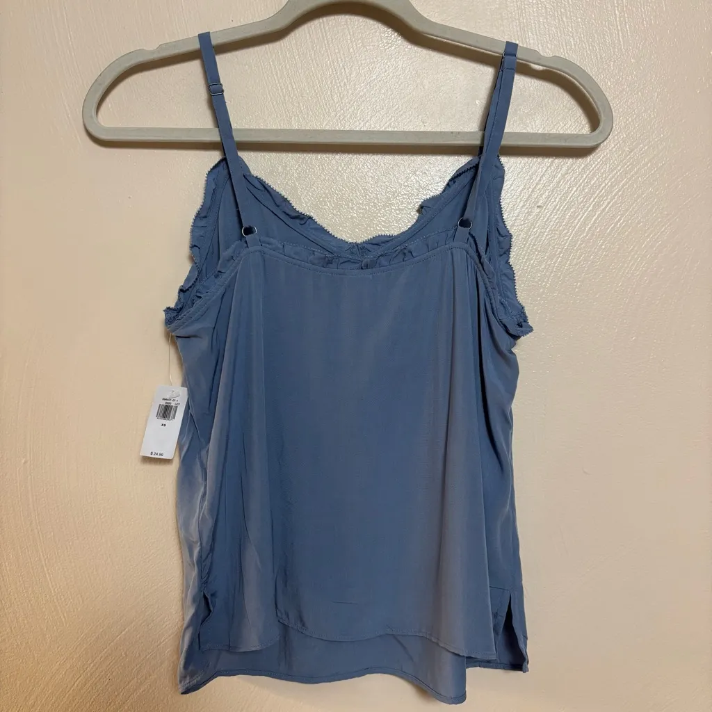 NWT Old Navy Women's Ruffle Trim‎ Cami Tank Top Blue Adjustable Straps Size XS - Image 4