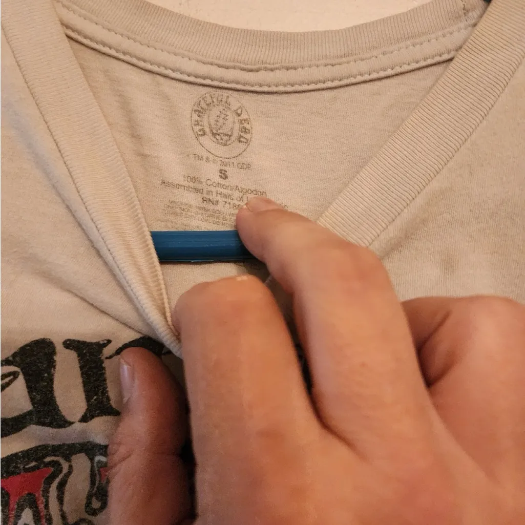 GRATEFUL DEAD Dancing Bears Jamaica  Shirt womens Small Gray 2011 - Image 3