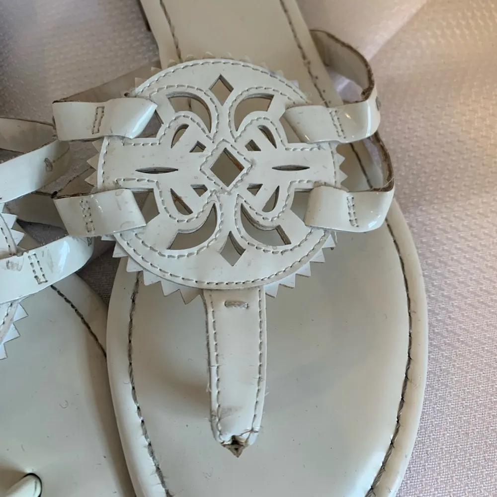 Sam Edelman Circus Thong Sandals Flip Flops Off White Patent Leather Women’s 8W - Image 3
